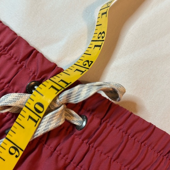 Vuori Clementine Short 2.0 Size L - Picture 9 of 10